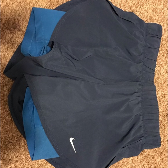 NikeShorts - Picture 1 of 7